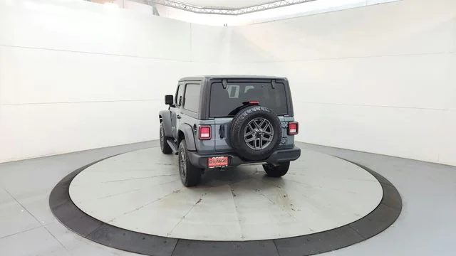 Used 2025 Gray Jeep Sport S image 7