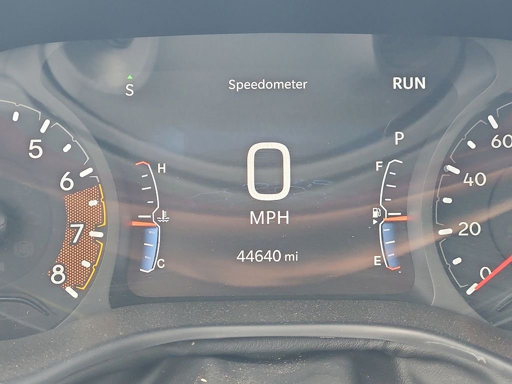 Used 2025 White Jeep Trailhawk image 18
