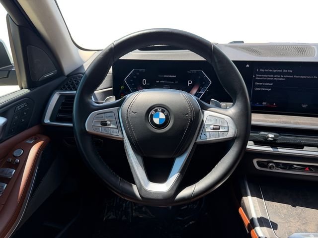 Used 2023 White BMW xDrive40i image 13