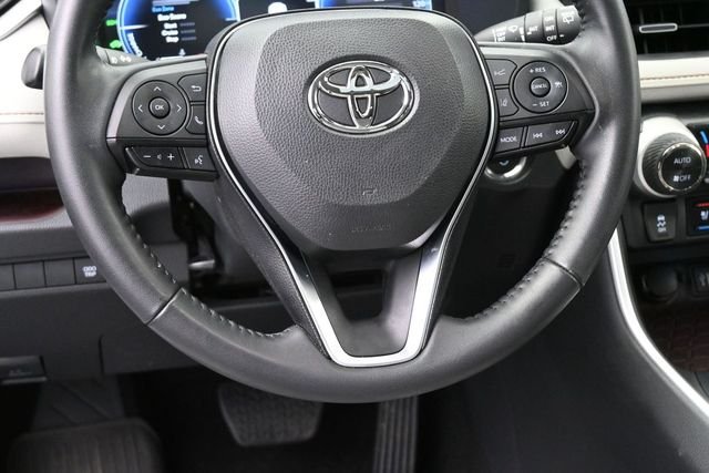 Used 2025 Beige Toyota Limited image 8