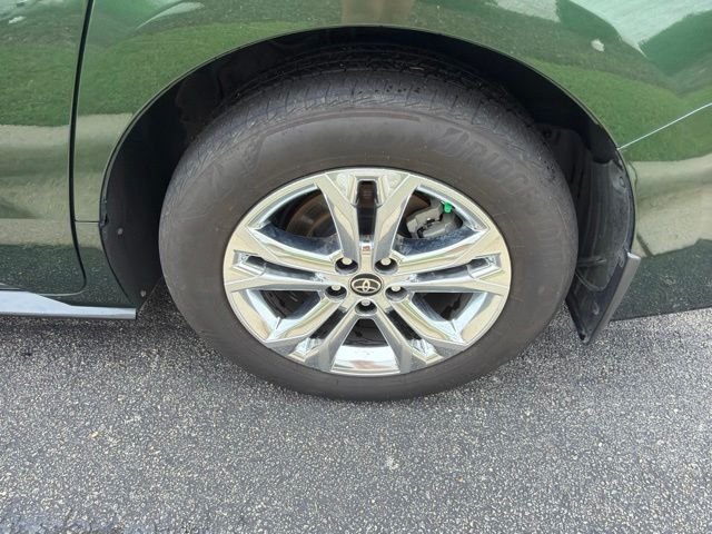 Used 2024 Green Toyota Platinum image 6