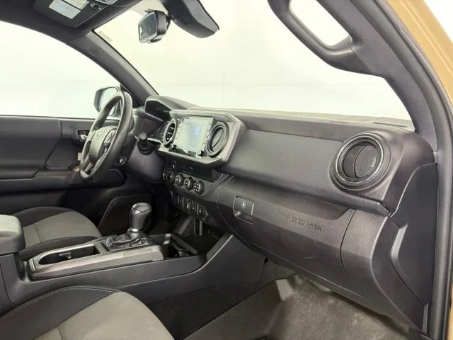 Used 2020  Toyota TRD Off-Road image 39