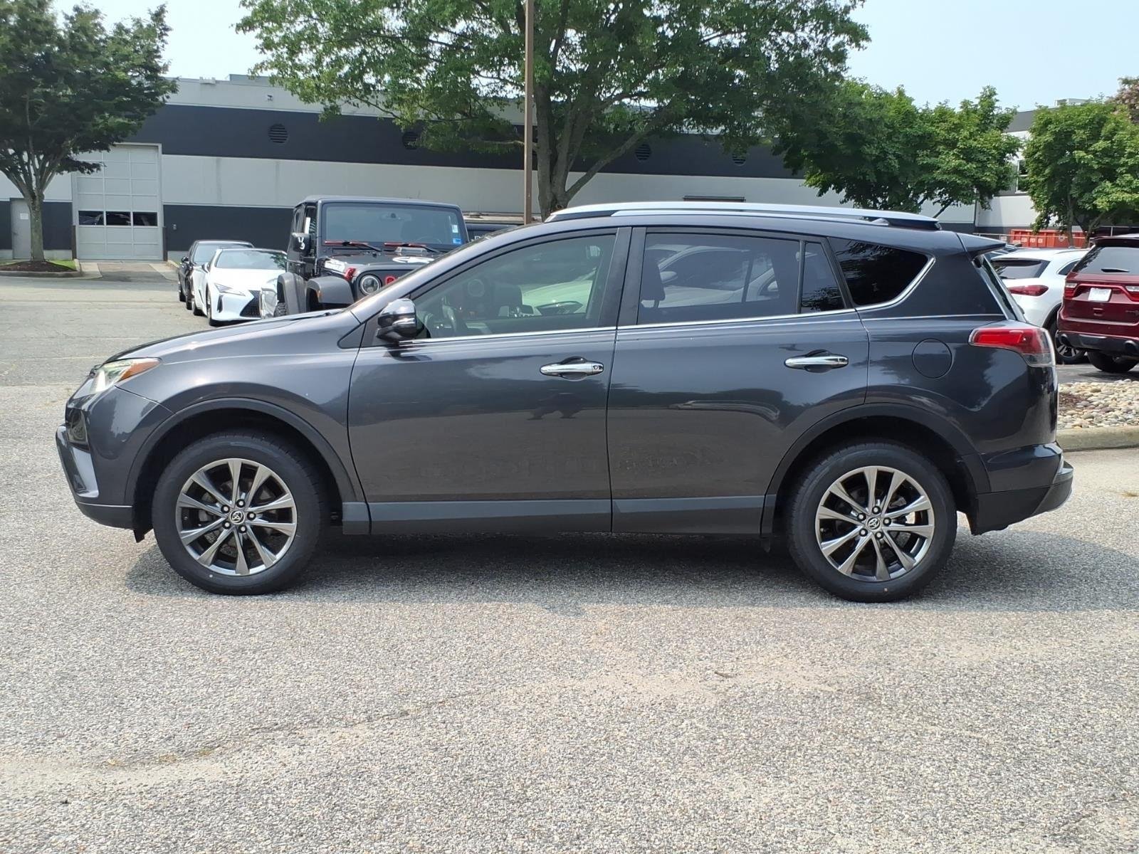 Used 2018 Magnetic Gray Metallic Toyota Limited image 3