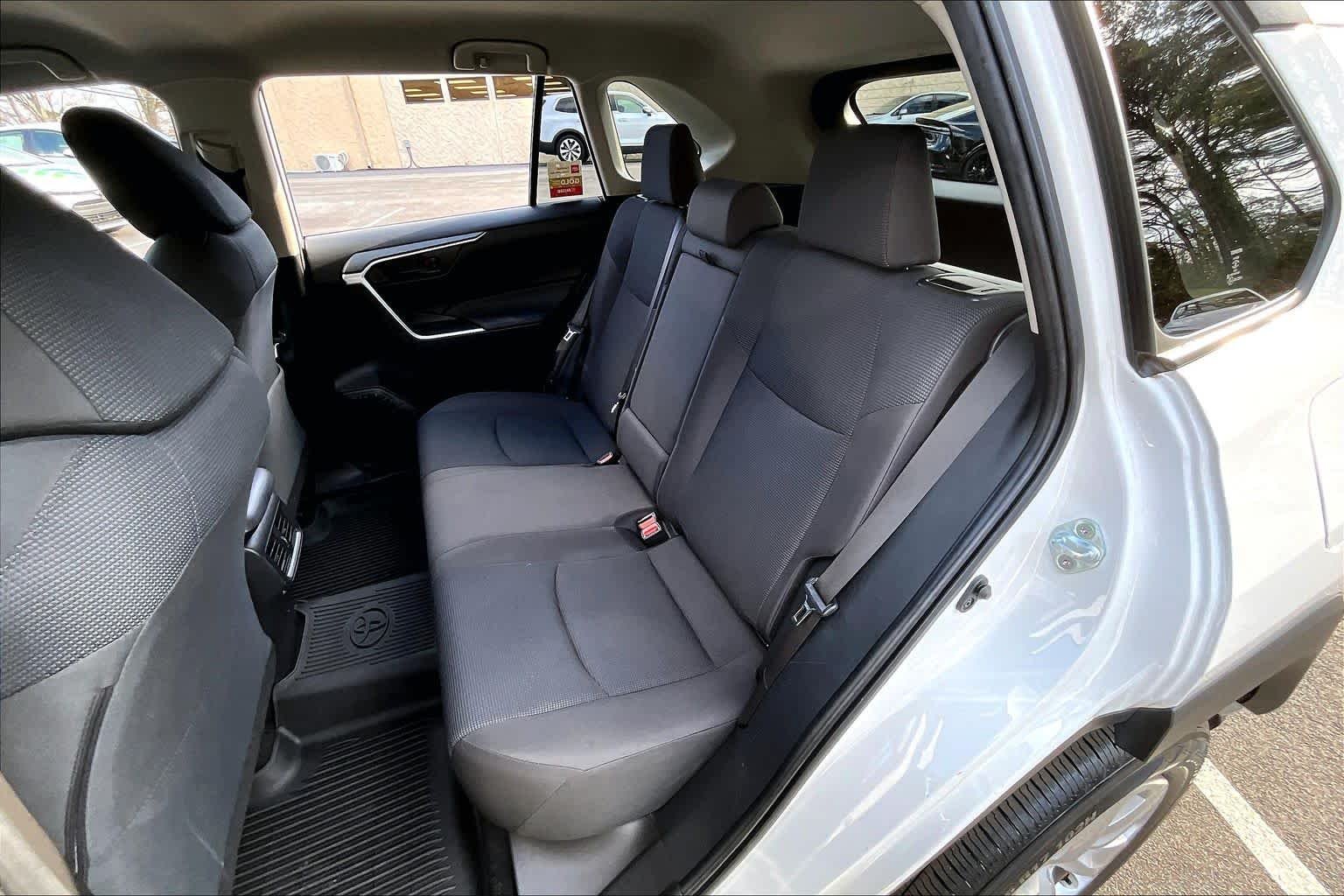 Used 2023 Ice Cap Toyota LE image 18