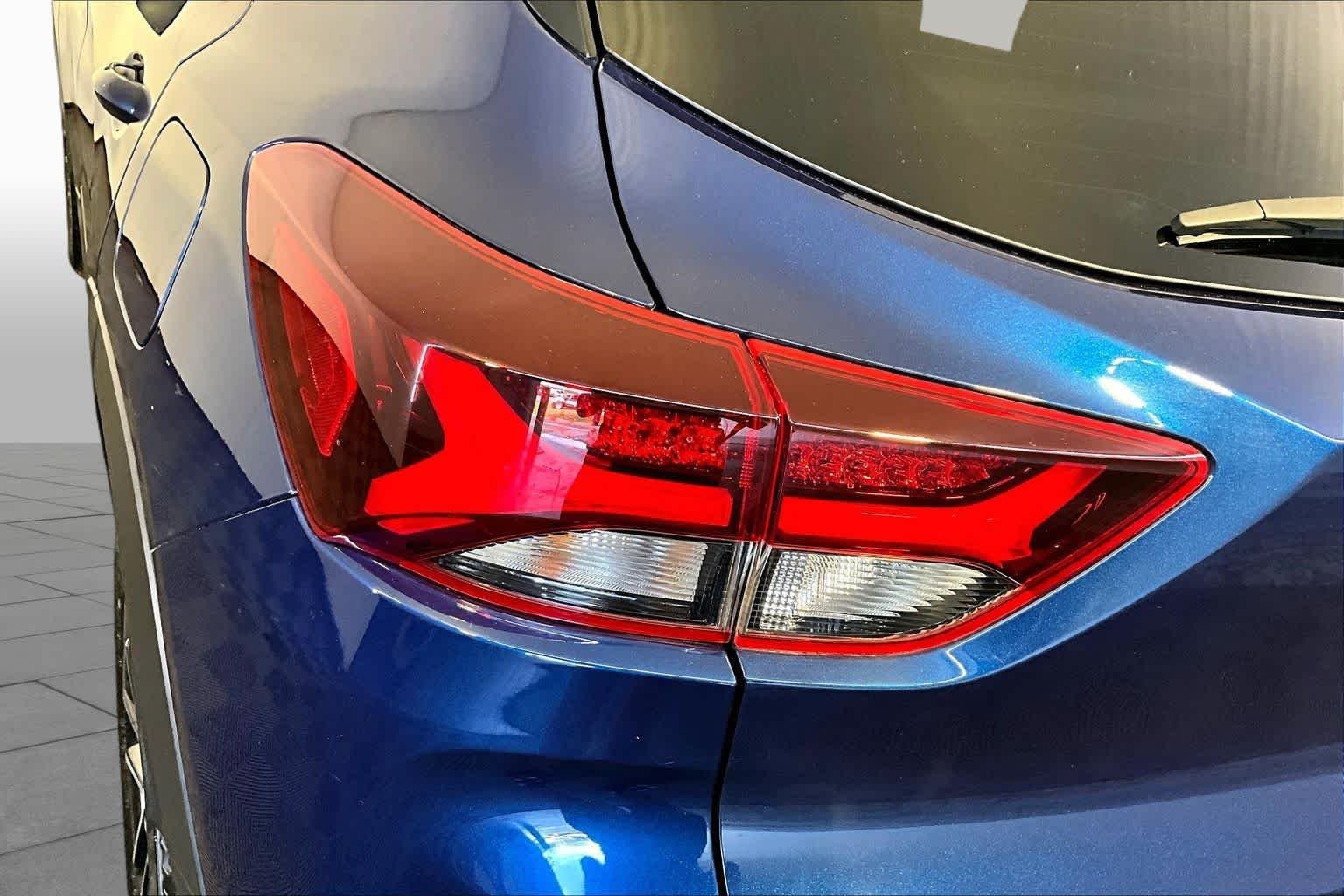 Used 2022 Blue Glow Metallic Chevrolet ACTIV image 28