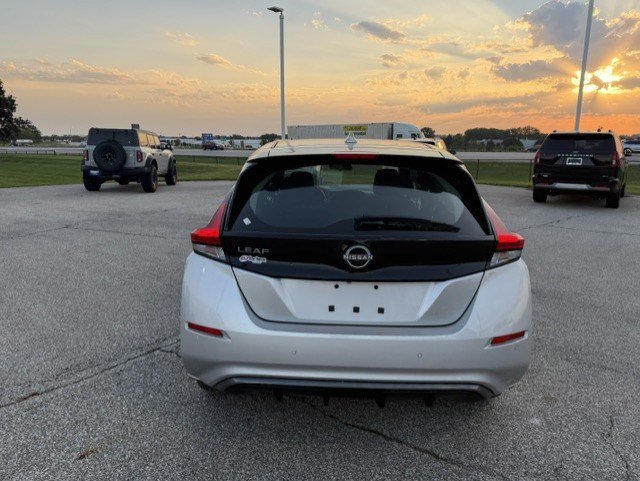 Certified Used 2024 Brilliant Silver Metallic Nissan S image 6