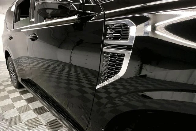 New 2026 Super Black Nissan Platinum image 12