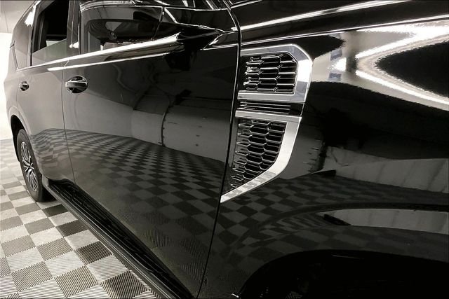 2026 Nissan Armada Platinum - Photo 12