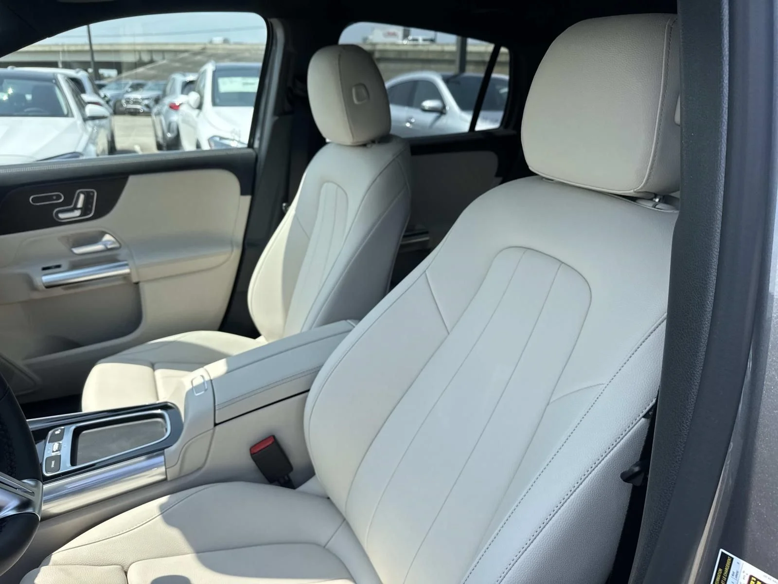 New 2026 Gray Mercedes-Benz GLA 250 image 9