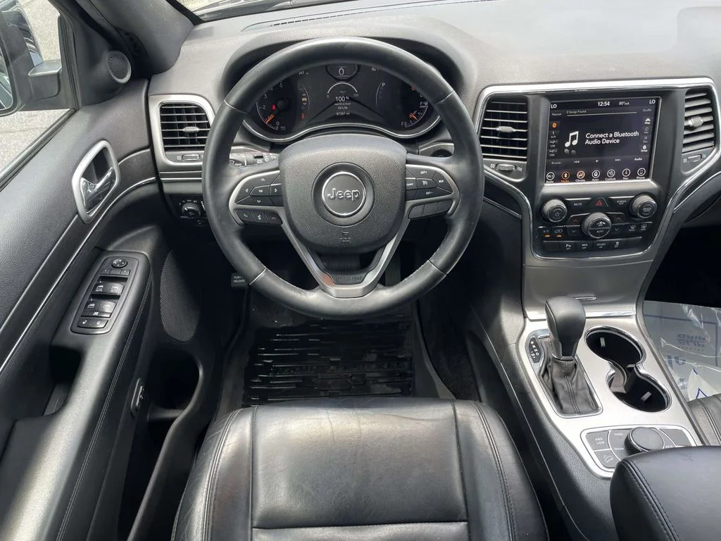 Used 2018 Blue Jeep Limited image 22