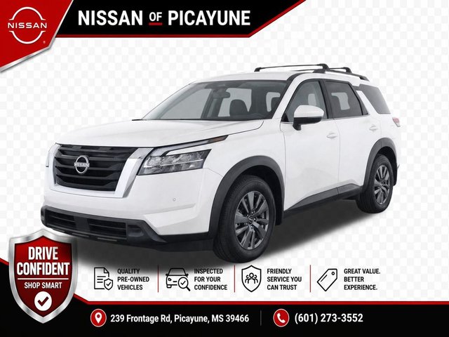 2022 Nissan Pathfinder SV