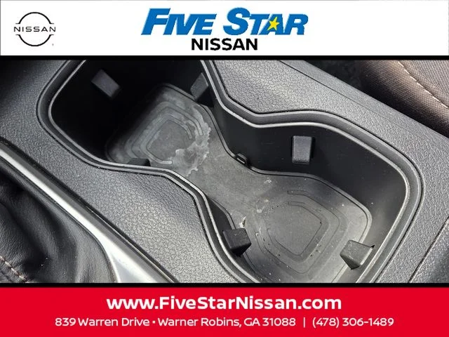 Used 2025 White Nissan SV image 22