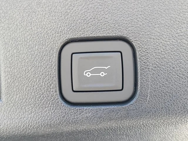 New 2026 Sterling Gray Metallic Chevrolet LT image 7