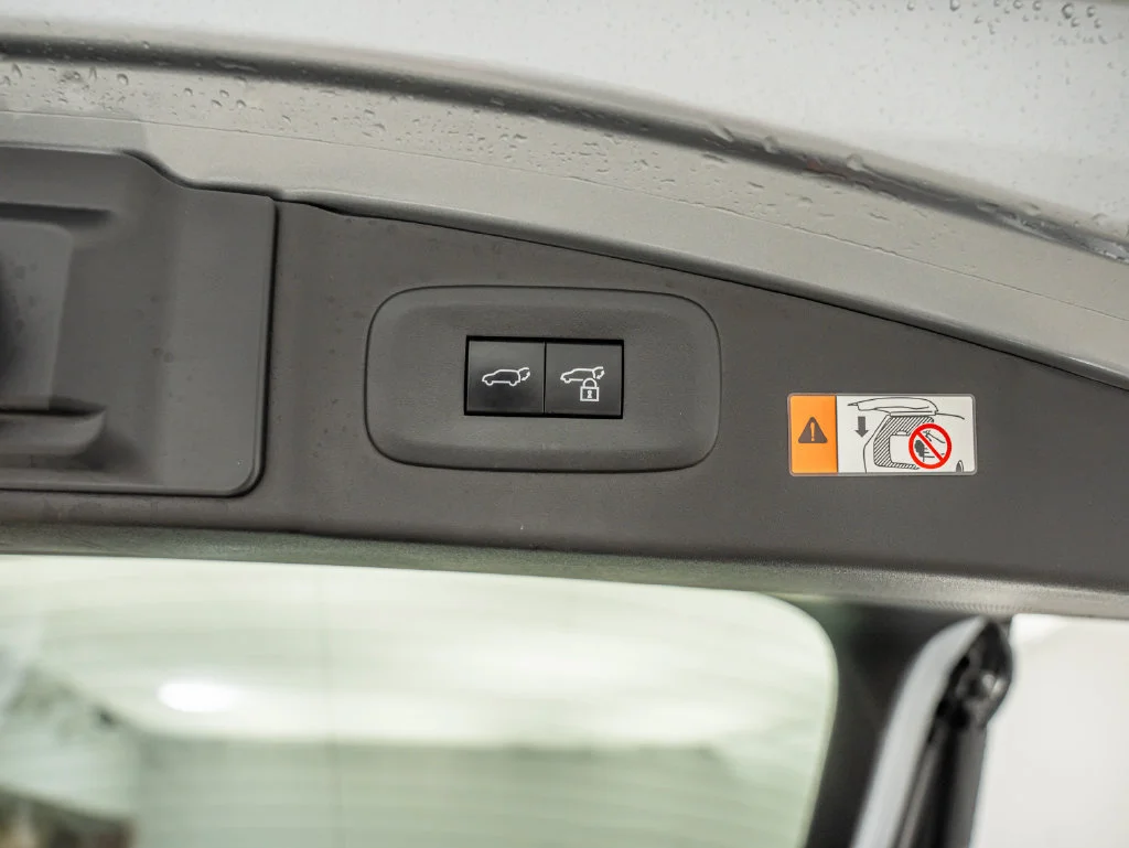 Certified Used 2024 IRIDIUM Lexus 300e Premium image 36