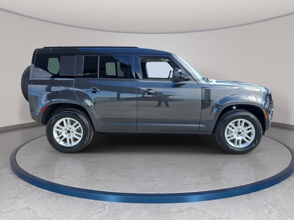 New 2026 Carpathian Grey Land Rover S image 4