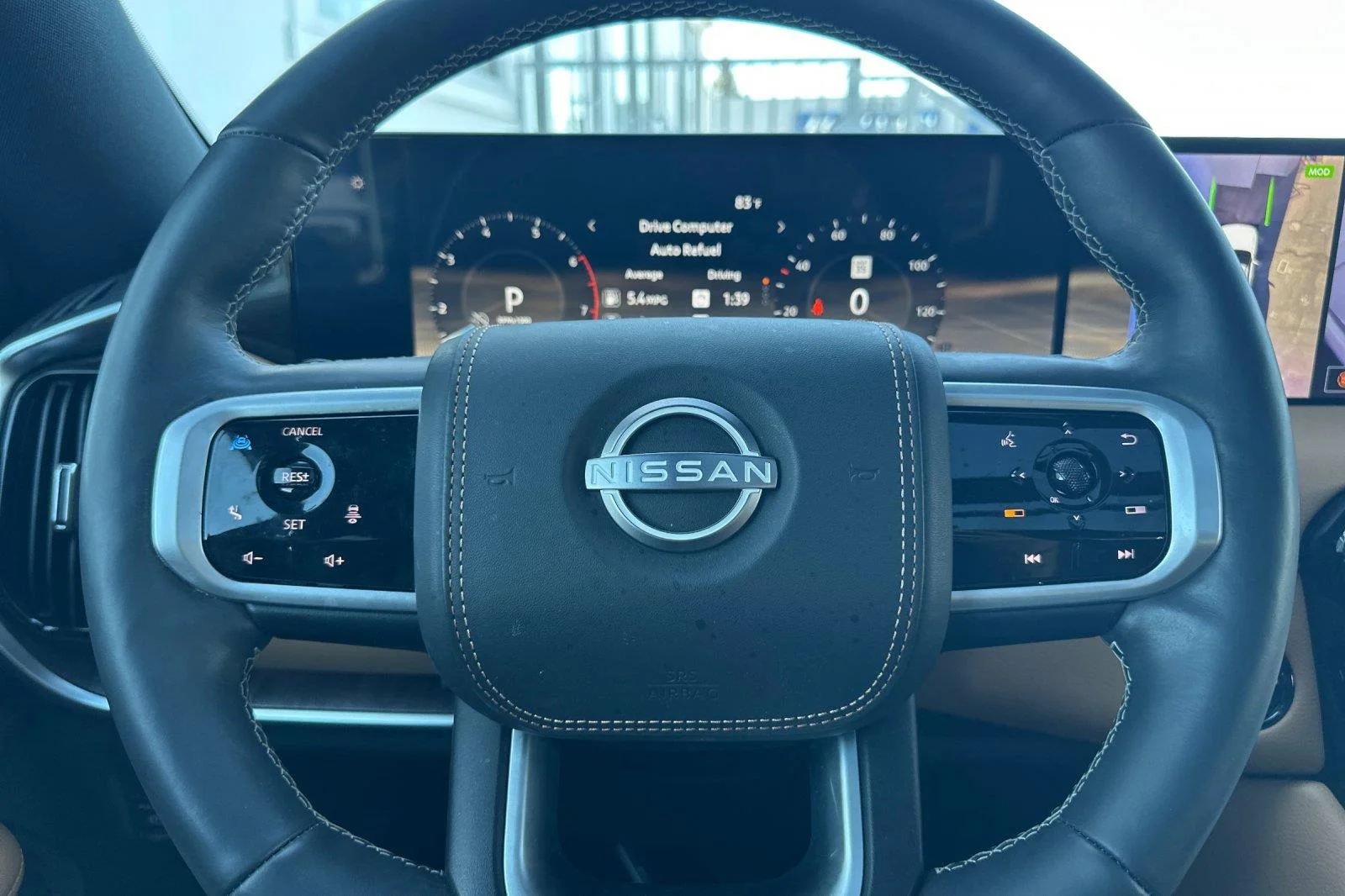 New 2025 Everest White Pearl Nissan Platinum Reserve image 25