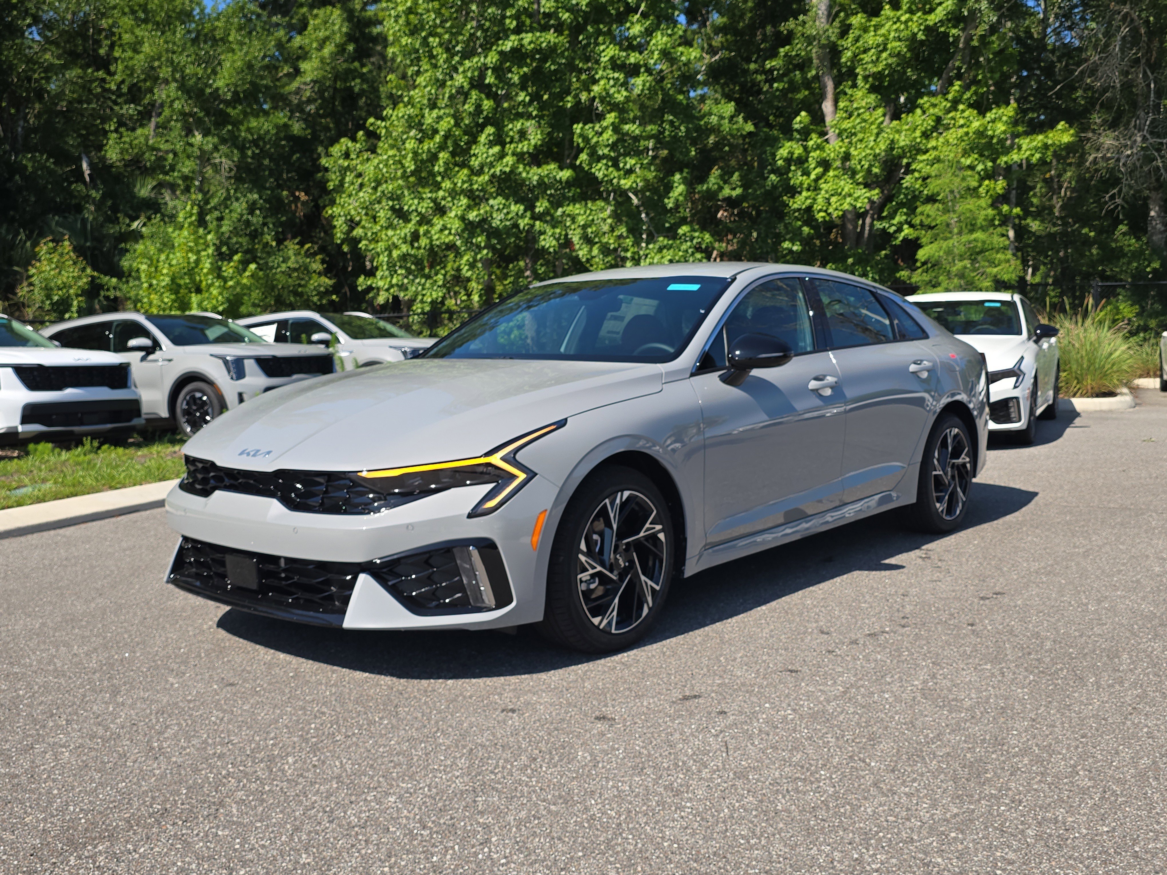 New 2026 Wolf Gray Kia GT-Line FWD image 4