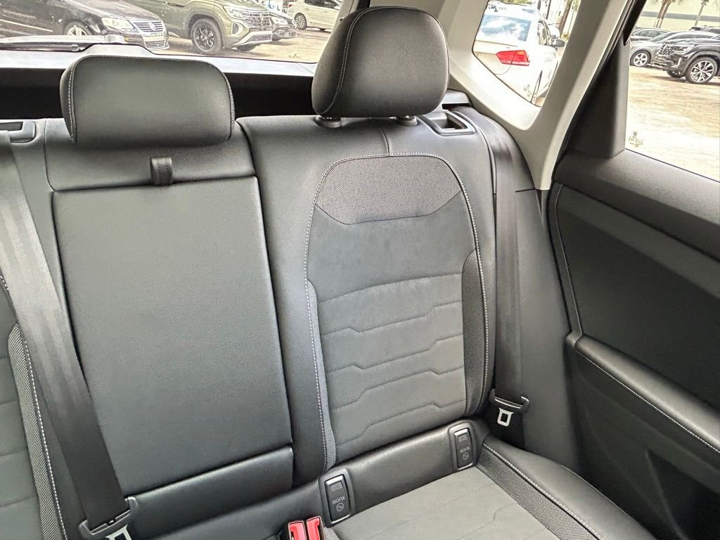 New 2026 Gray Volkswagen 1.5T SE Black image 13