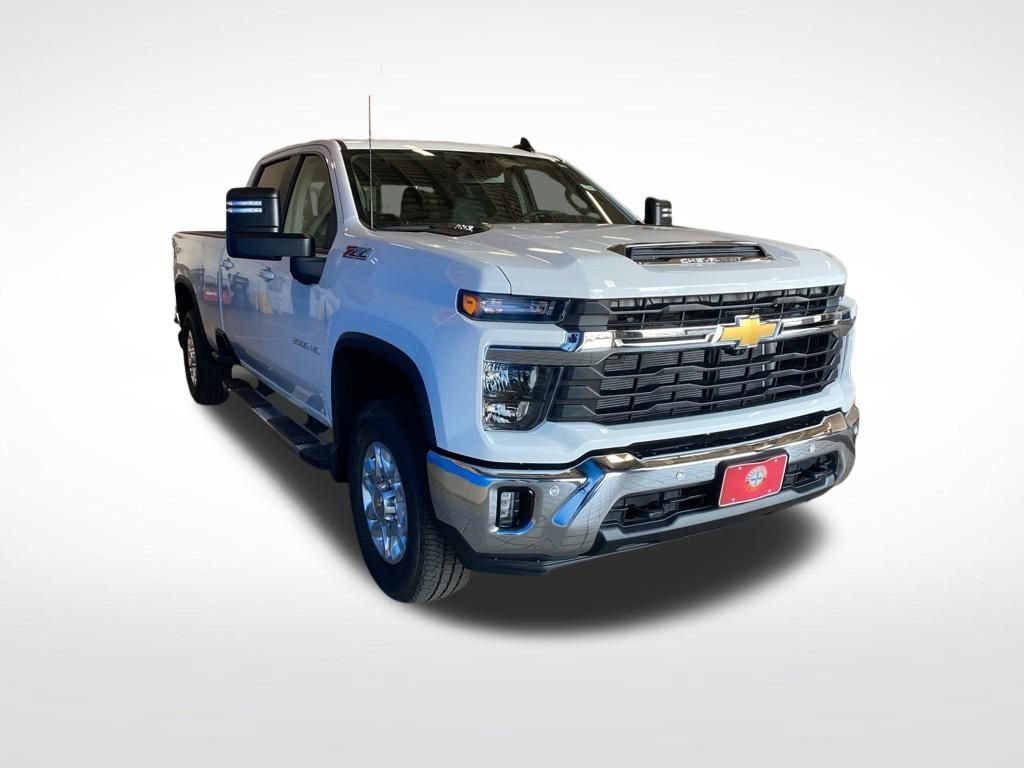 2026 Chevrolet Silverado 3500HD LT - Photo 16