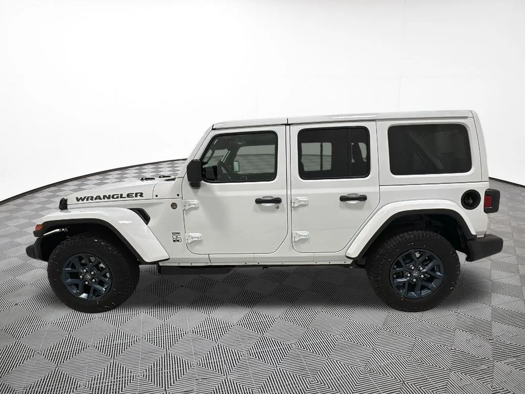 New 2026 White/off-white Jeep Sport image 2