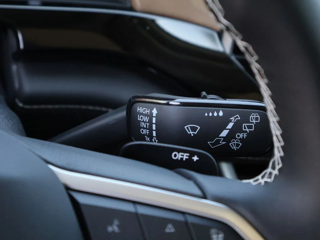 New 2026 Black Volkswagen SE w/Technology image 31