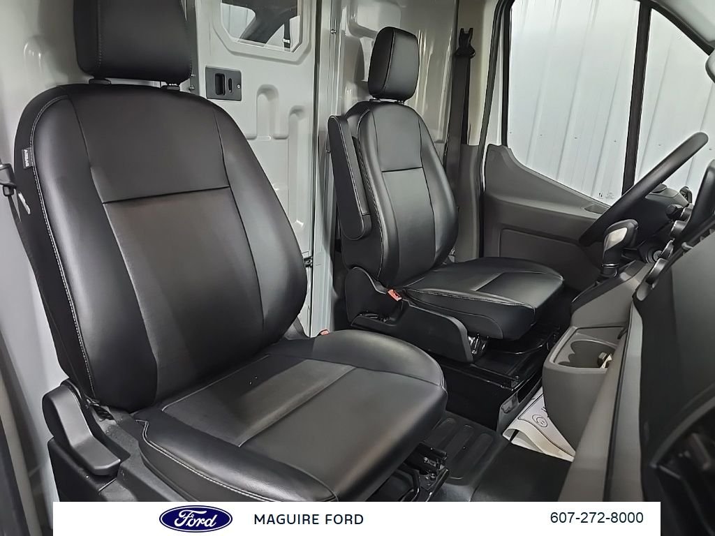 Used 2025 White Ford Base image 19