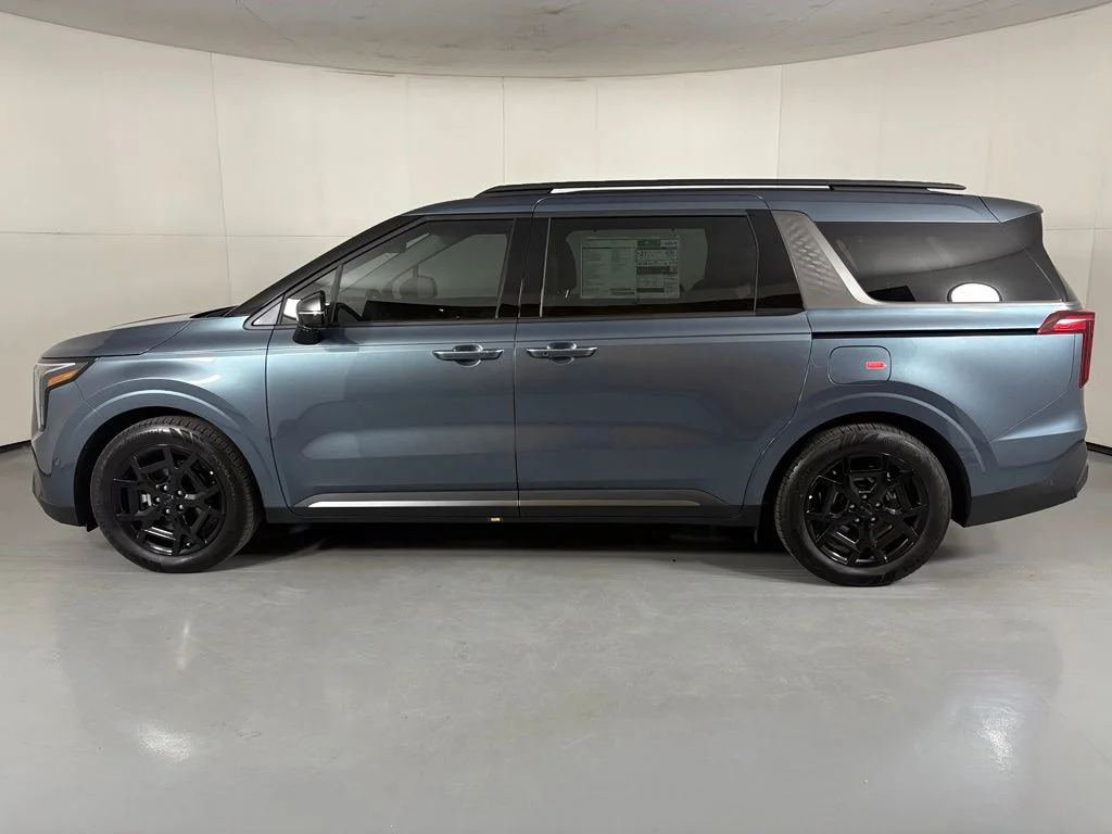 New 2026 Blue Kia SX image 4