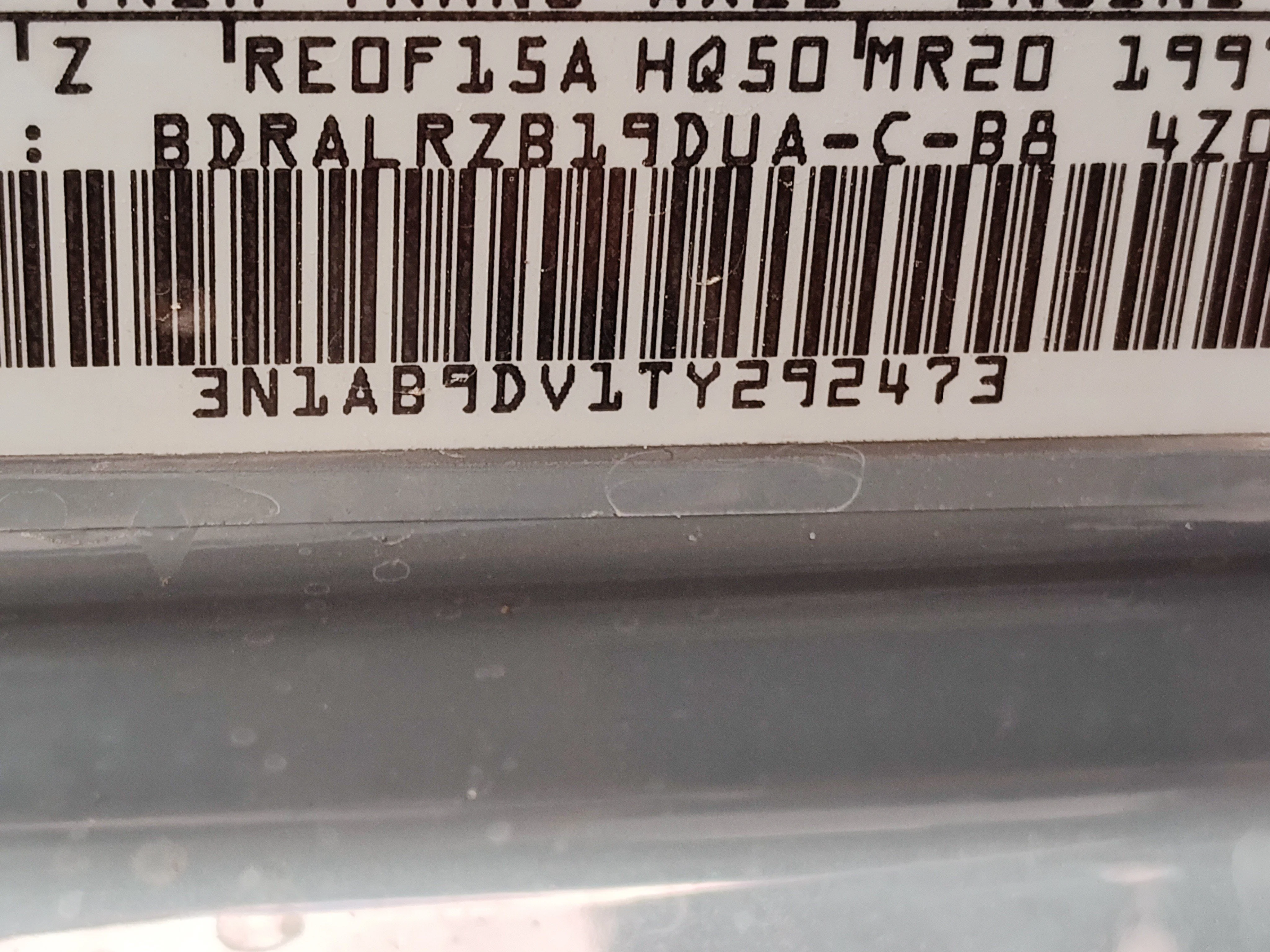 New 2026 Atlantic Gray Metallic / Super Black Two-tone Nissan SR image 16