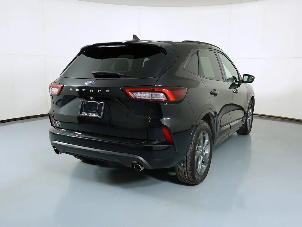 Used 2023 Black Ford ST-Line image 7