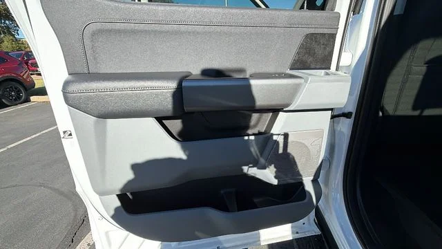 2026 Ford F-250 Super Duty XLT - Photo 15