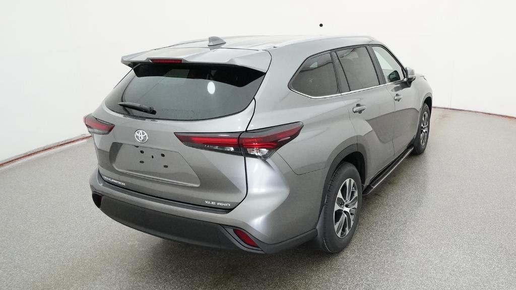 New 2026 Heavy Metal Toyota XLE image 5