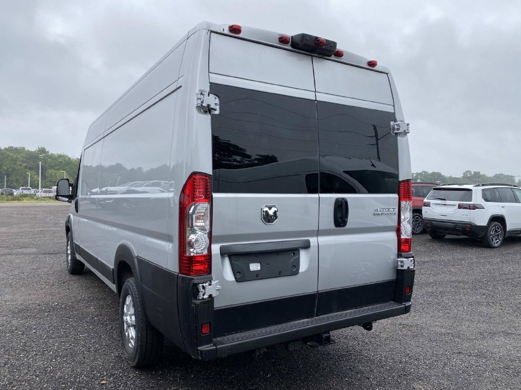Used 2025 Silver Ram High Roof image 8