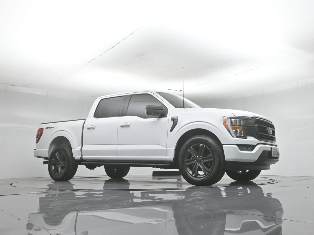 Certified Used 2023 White Ford XLT image 4