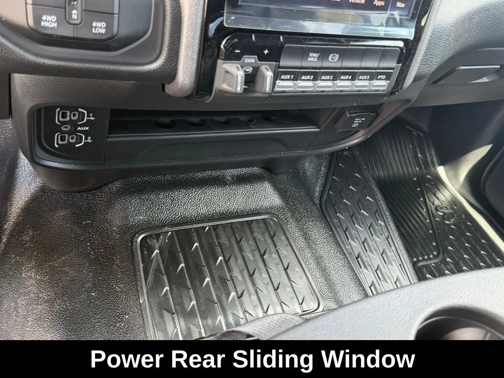 2025 RAM 3500 Chassis Tradesman - Photo 15