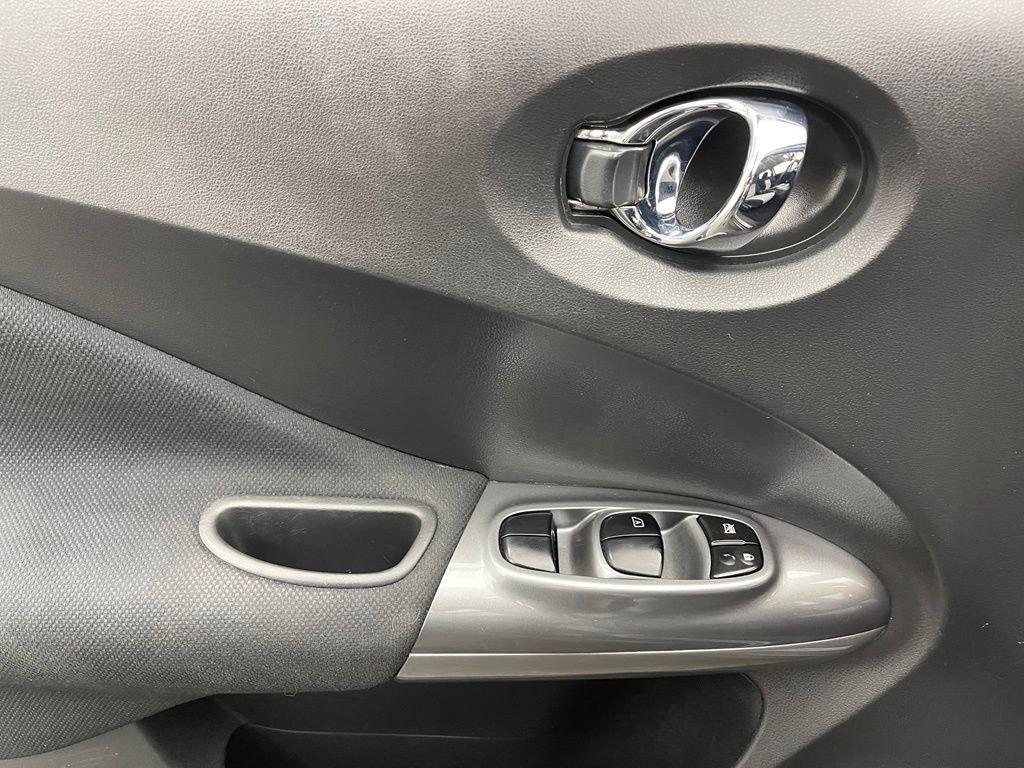 Used 2015 Gun Metallic Nissan S image 14