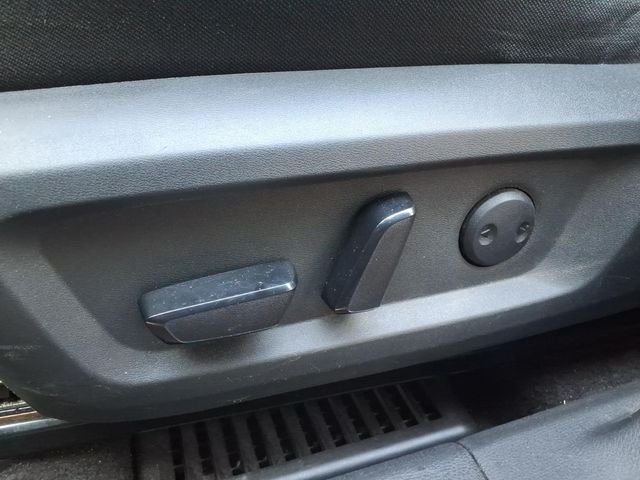 Used 2023 Gray Nissan SV image 18