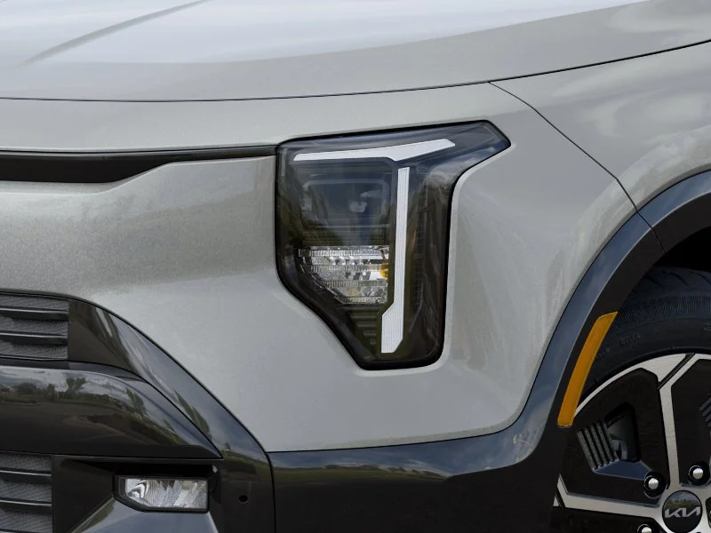 New 2027 Ivory Silver Kia SX image 10