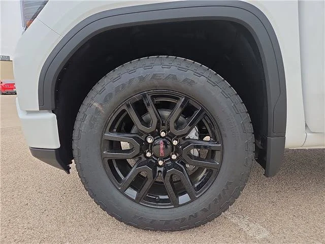 New 2026 Summit White GMC Pro image 18