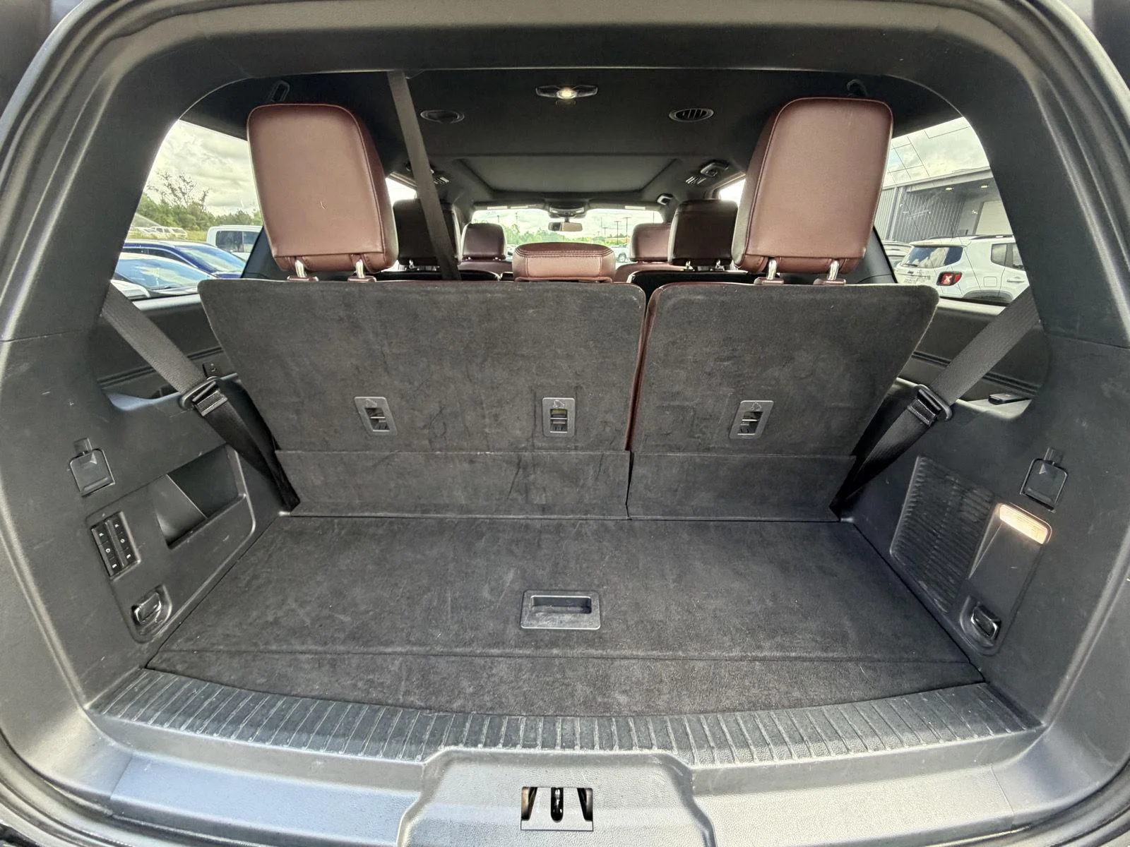 Used 2024 Dark Matter Gray Ford Limited image 18