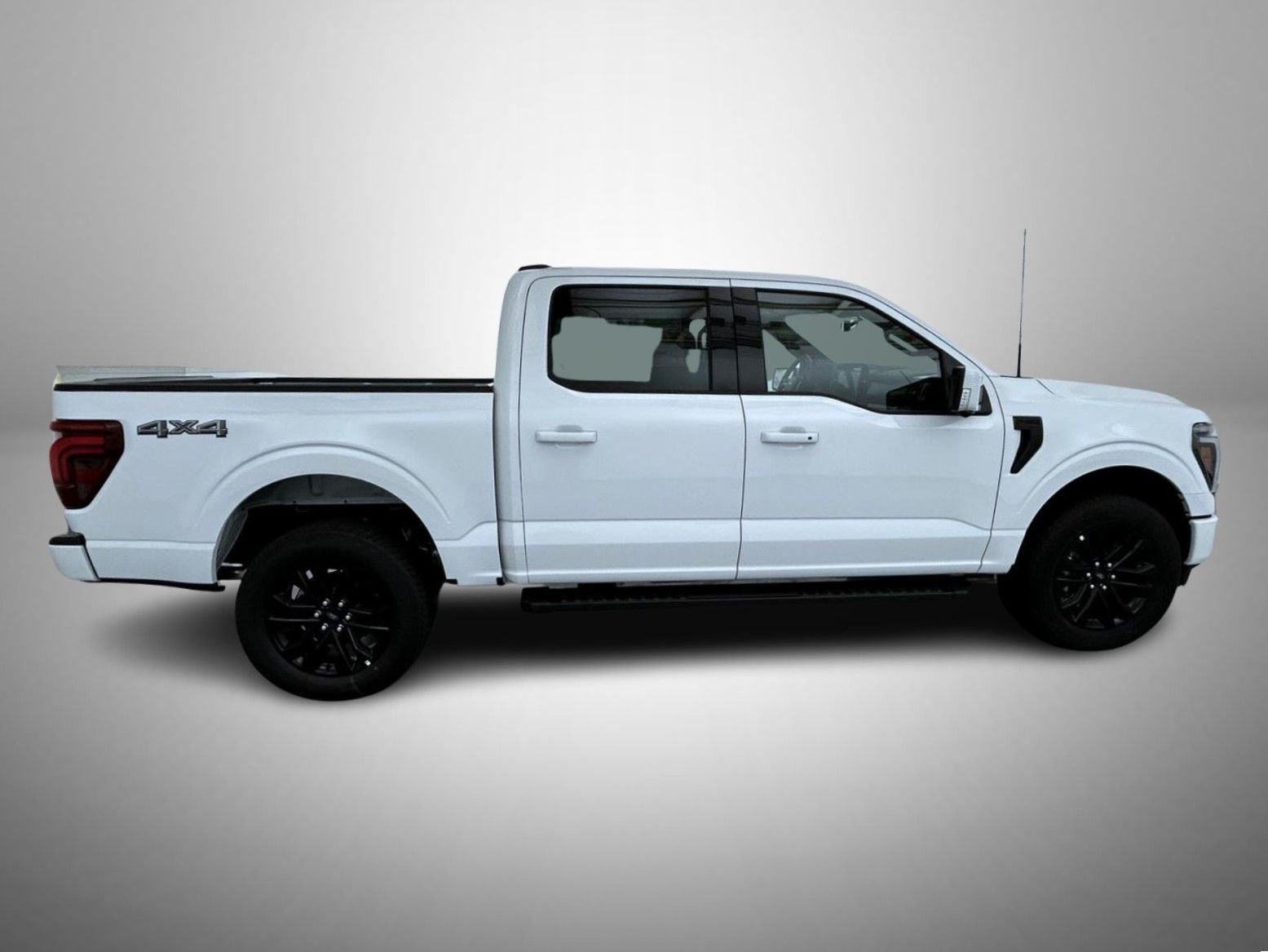 New 2026 Oxford White Ford Lariat image 4