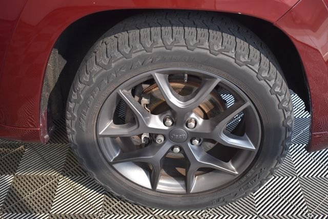 Used 2020 Red Jeep Limited X image 11