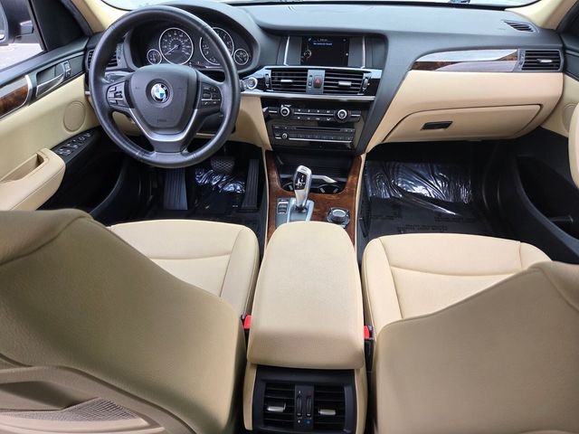 Used 2017 White BMW sDrive28i image 14