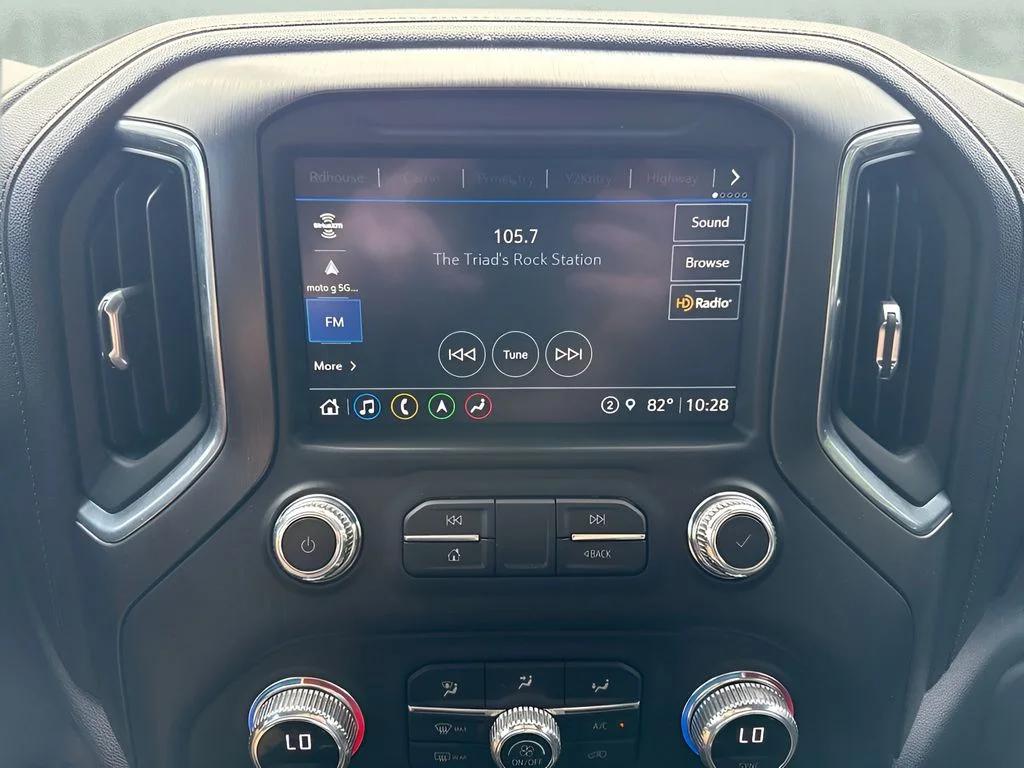 Used 2021 Red GMC AT4 image 19