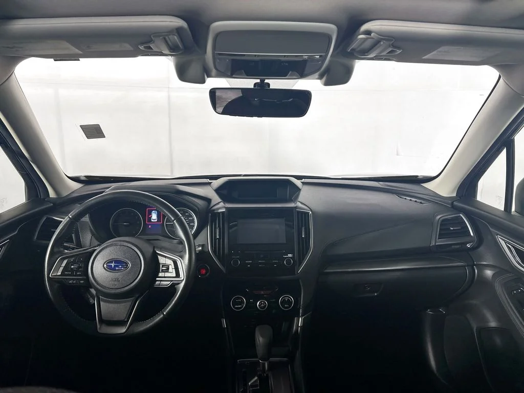 Used 2020 Gray Subaru Premium image 12