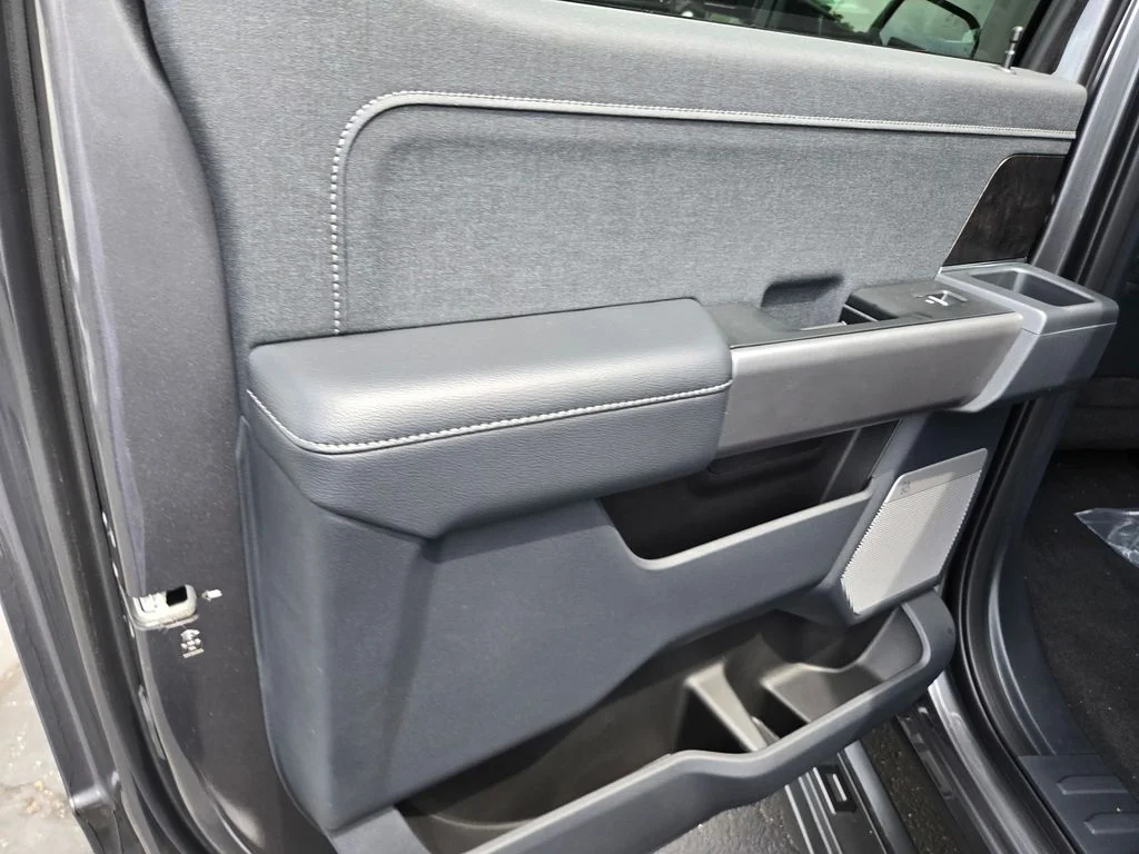 New 2026 Carbonized Gray Metallic Ford F-250® Lariat® image 25