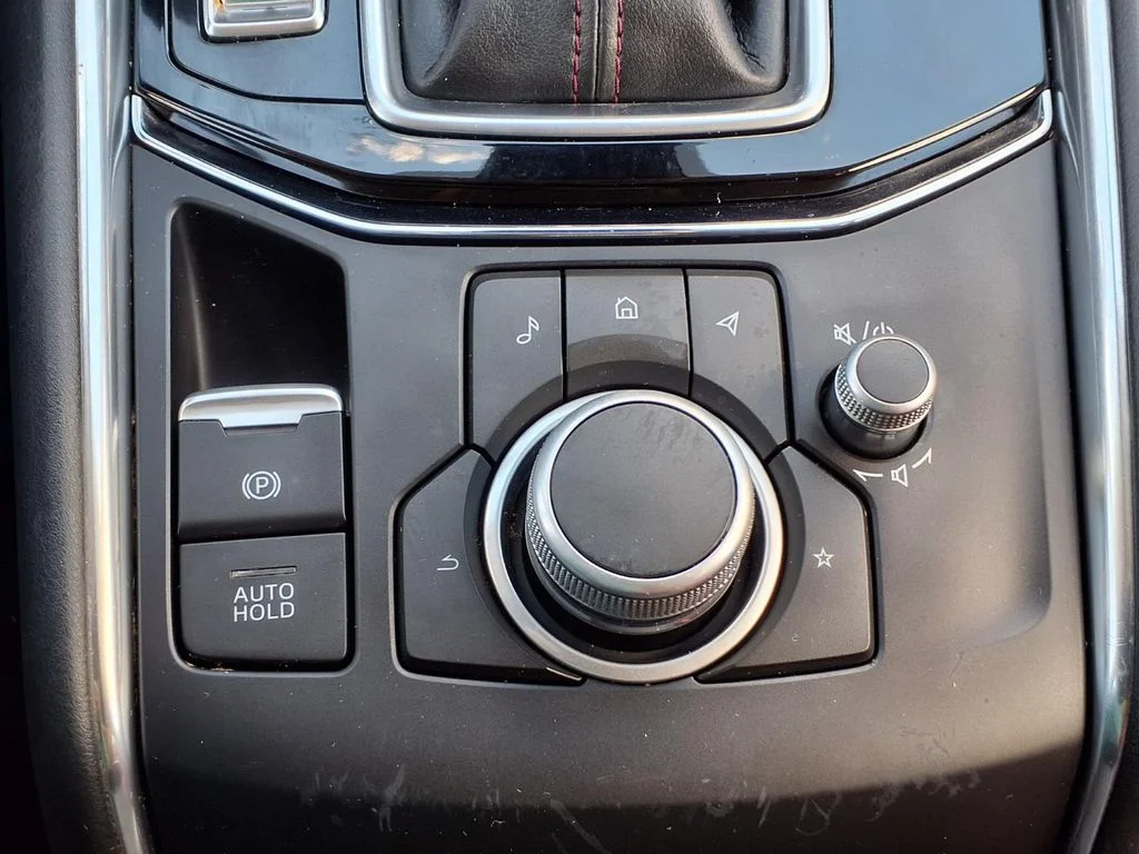 Certified Used 2024 Gray Mazda 2.5 S Carbon Edition image 19