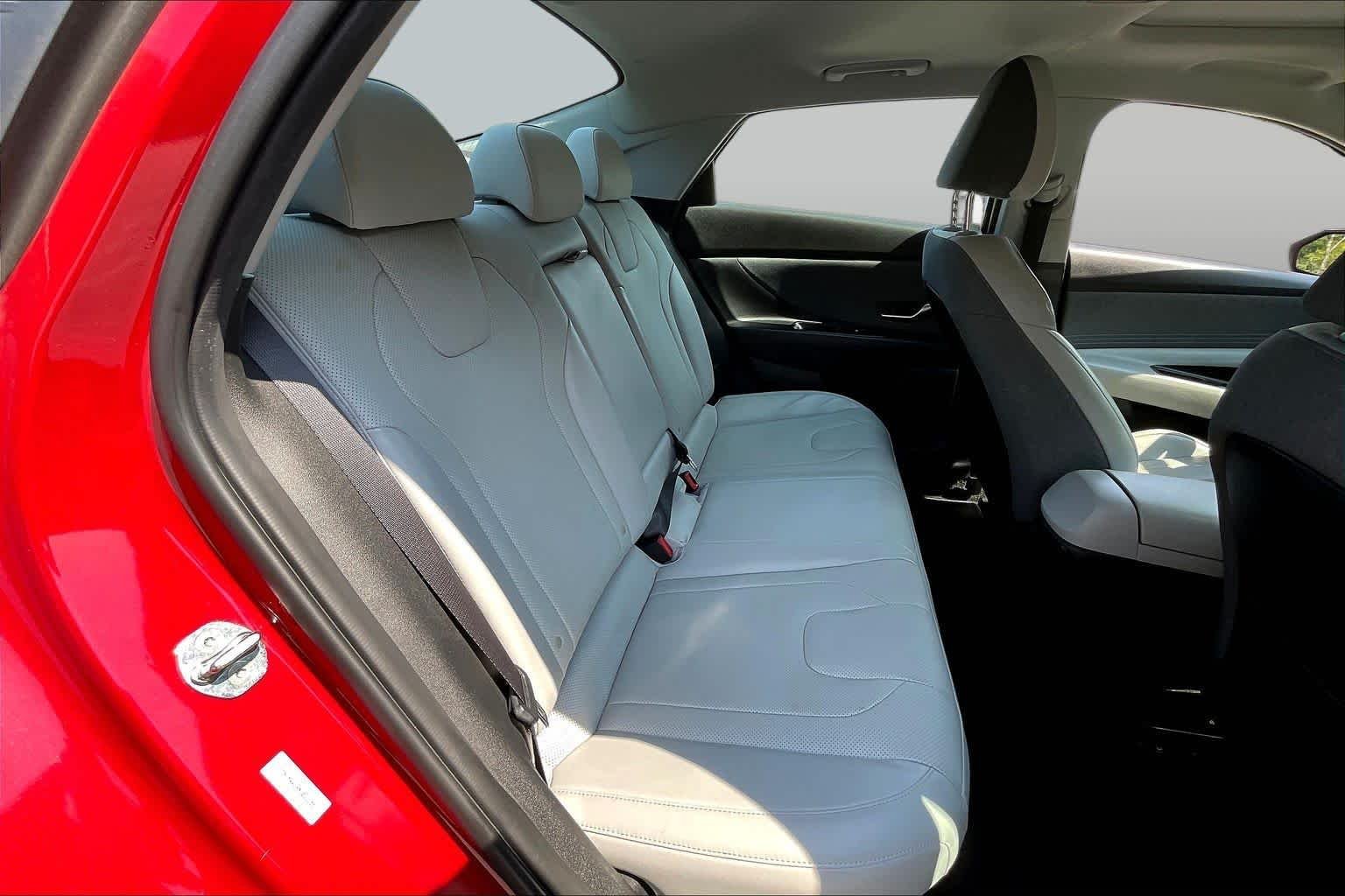 Used 2022 Scarlet Red Pearl Hyundai Limited image 40