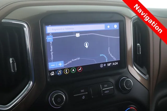 Used 2022 White Chevrolet High Country image 5