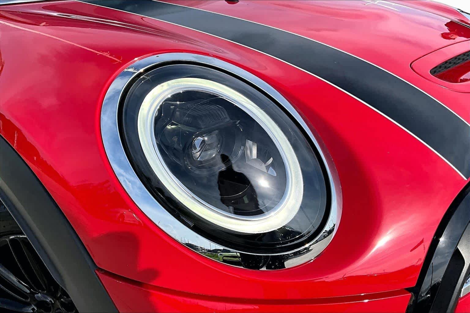 Used 2024 Chili Red MINI Cooper S image 27