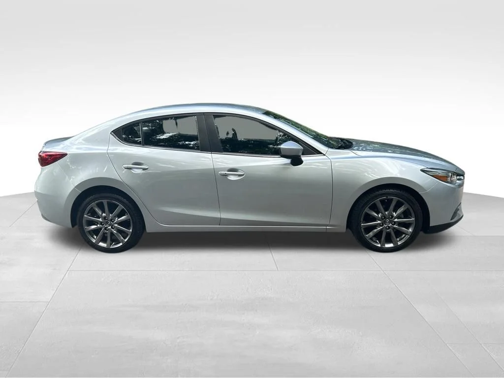 Used 2018 Silver Mazda Touring image 7